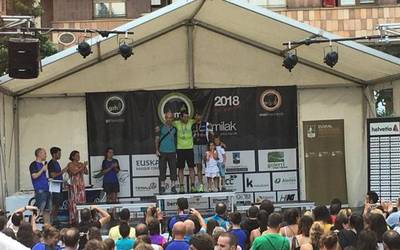 Jone Urkizu eta Joselu Albizuri, Euskal Herriko ultra trail txapelketaren podiumetan