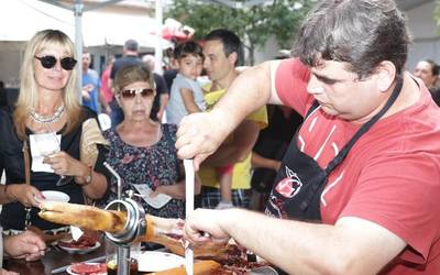 Jendetsuak izan dira aurten ere Bergarako Santa Marina auzoko jaiak