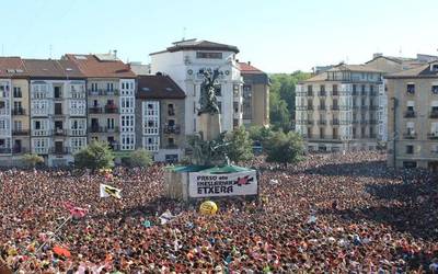 Jaiei hasiera emateko Txarango eta Akerbeltzen kontzertuak