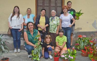 Andele, Portun denak festa-zale