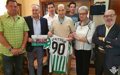 Juan Kruz Gabilondo omendu du Betis futbol klubak