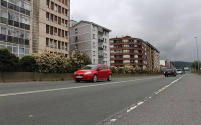 Txirrindulari bat larri zauritu da Iurretan izandako istripuan