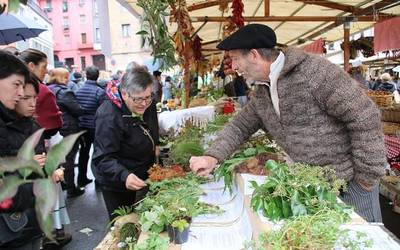 Gaztañerre azoka prestatzeko bilera