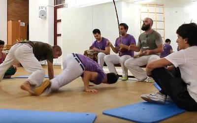 Capoeira ikastaroak eskainiko dituzte urritik aurrera kiroldegian