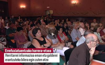 Errefuxiatuendako harrera-etxeari buruzko bilerak piztu du oñatiarren interesa