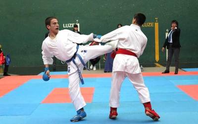 Arantzako Mikel Goizueta txapeldunorde izan da Gipuzkoako karate txapelketan