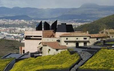 Altzuzako Oteiza museoa bisitatuko dute bihar hainbat herritarrek