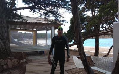 Garcia de Eulate bere adin tartean hamargarrena Ibizako Triatloian