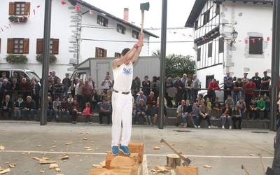 Zigako Joxean Etxeberria laugarren izan da Euskal Herriko 2. mailako aizkora txapelketan