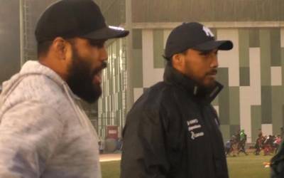 George Moala All Black-a Ordiziako gaztetxoak entrenatzen izan da anaiarekin batera