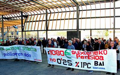 Abenduaren 15erako antolatutako mobilizazioetan parte hartzera deitu dute pentsiodunek