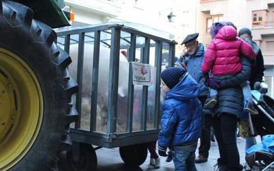 San Anton eguneko zozketarako txartelak salgai daude