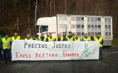 Bertako bildotsa erosteko eskaria egin du EHNE sindikatuak