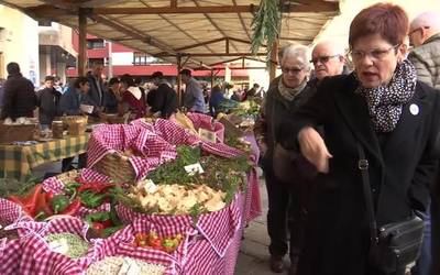 Fruten, barazkien eta herriko saltokien erakusketa eta lehiaketak, Seber Altuben