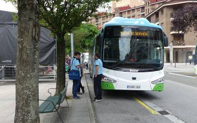 Aldaketak autobus zerbitzu publikoan, Santamasak direla eta