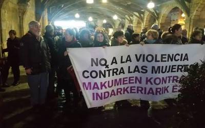 Emakume batek eraso matxista salatu du Durangon