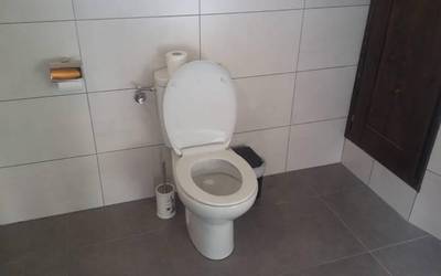 Azpilkuetan komun publikoak egin dituzte auzolanean
