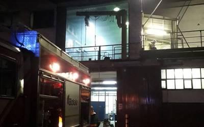 Sutea piztu da Goitondo industrialdeko enpresa batean