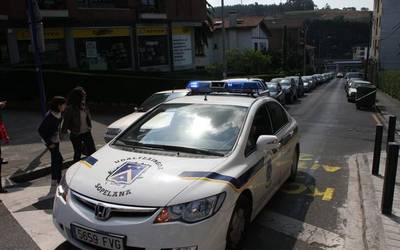 Sopelako zortzi etxetan lapurtu dutelakoan, lau pertsona atxilotu dituzte
