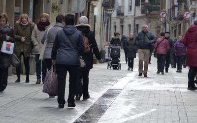 Hamar urtean gora egin du populazioak Debagoienean