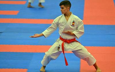 Brontzezko domina irabazi du Xabier Pereda getxoztarrak Espainiako Karate Txapelketan