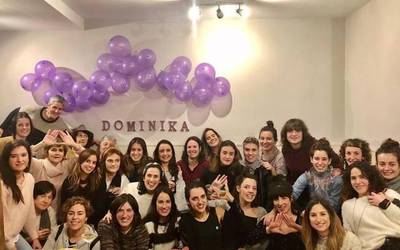 Andaluziako herriari elkartasuna erakusteko elkarretaratzera deitu du Dominika Zaldibarko talde feministak
