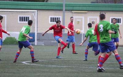 Goiko postuetako lehian egonkortzeko garaipena Aloña Mendirentzat (2-0)