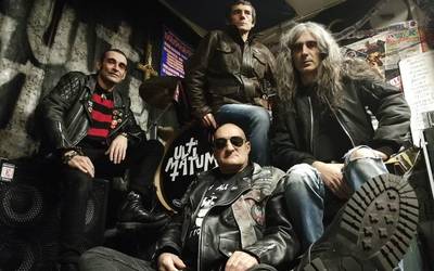 Punk rock musika eta La Polla Records taldearen abestiak Elgoibarko Gaztetxean
