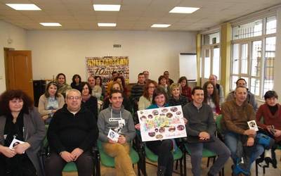 Anitzartean Zerbitzuak logotipo berriarekin ospatu du bere 10.  urteurrena