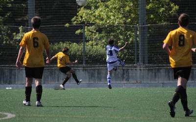 Orioko Preferente Mailako futbol taldeak 2-1 emaitzarekin irabazi du partida asteburuan