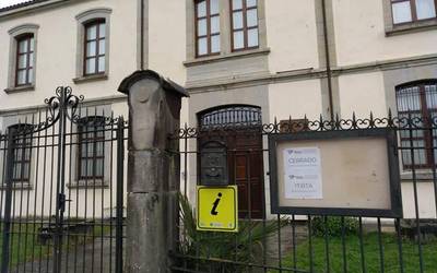 Artziniegako museoaren aldeko kontzentrazioa deitu dute