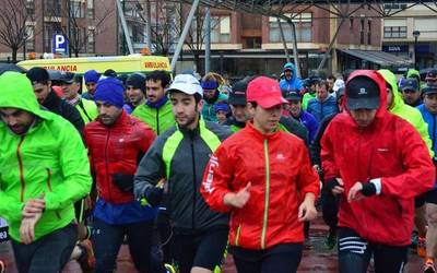 Mugagabe Trail Lasterketaren 29 kilometroko ibilbidea egiteko dortsal guztiak saldu dituzte