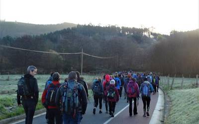 Eguraldia lagun, 86 lagunek osatu dute Ardoaren eta Arrainaren ibilbideko bigarren etapa