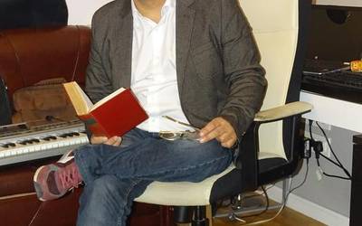 Angel Mario Fernandez: "Liburuak badu arlo pertsonaletik zerbait"