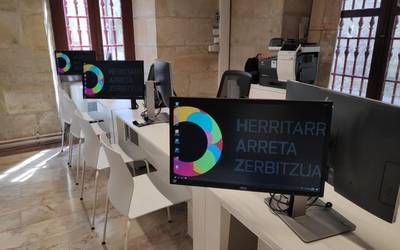 Herritarren Arreta Zerbitzua zabalik dago