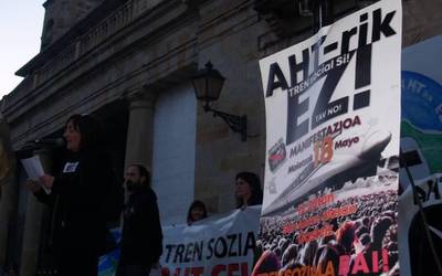 Gasteizko manifestaziorako deia