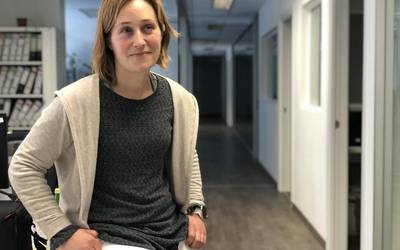 Alaitz Artolazabal: "Publiko euskaldunarengana iristeko ezinbestekoa da Tokikomeko medioetan agertzea"