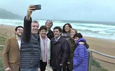 EAJk Urola Kostako hautagaiak aurkeztu ditu Zarautzen