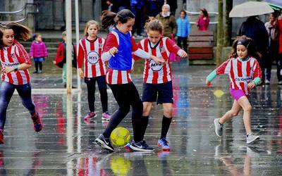 Nesken Futbolaren Eguna antolatu du C.D. Elgoibarrek barixakurako