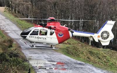 Santa Marinan istripua izan duen txirrindularia helikopteroz eraman dute Gurutzetako ospitalera