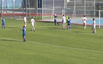 Garaipena merezi bazuen ere, 0-2 amaitu zuen Tolosa CF-k Eibarren aurka