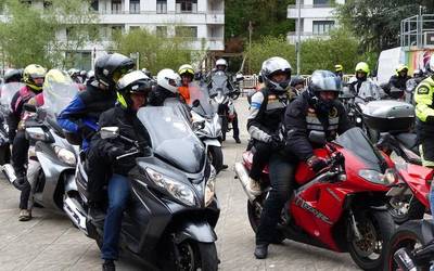 Motor hotsez bete da Arizmendiarrieta plaza