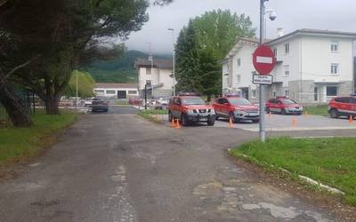 Foruzaingoaren polizia-etxeko “segurtasun falta” salatu dute