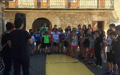Iñigo Aritza ikastolak urte bukaerako festa ospatu zuen Altsasun