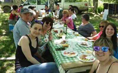 Arañozko erromeria ospatu zuten larunbatean