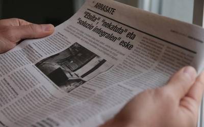 'Katearen loturak' elkartea sortu dute laguntza eske dabiltzan gurasoek