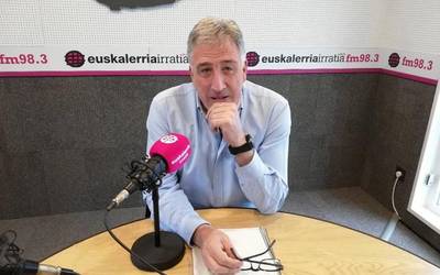 Joseba Asiron: “Badirudi PSNk betikoa eginen duela: Iruñea eskuinaren eskuetan utzi”