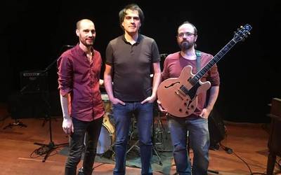Fredi Pelaez Trio taldeak kontzertua emango du ostiralean Itziarren