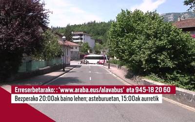 Auzoen eta Ibarraren arteko autobus zerbitzua hobetu dute