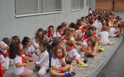 Irudietan: San Fermin txikia ospatu dute Orion